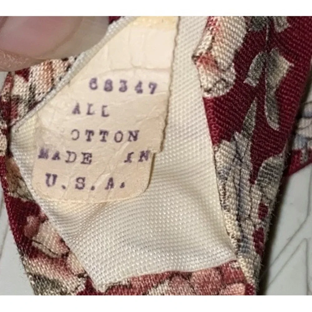 Vintage Broadhurst & Taylor Mens‎ Necktie Red Floral 100% Cotton 58